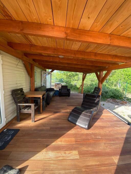 Šamorín Retro House In Nature מראה חיצוני תמונה